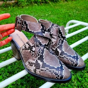 Kelsi Dagger Brooklyn size 7 snake print bootie